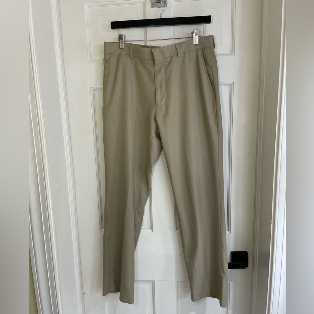 Walter Hagen khaki slacks size W 32 x L 30